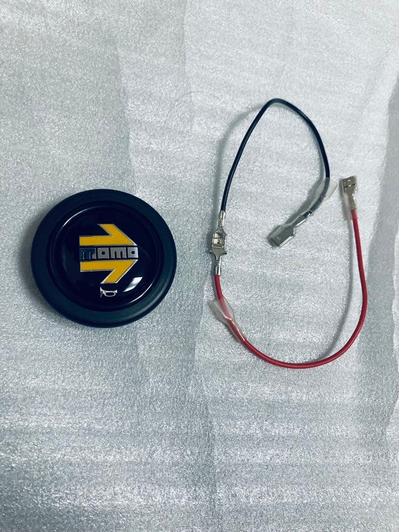 MOMO prototipo ステアリングホイール