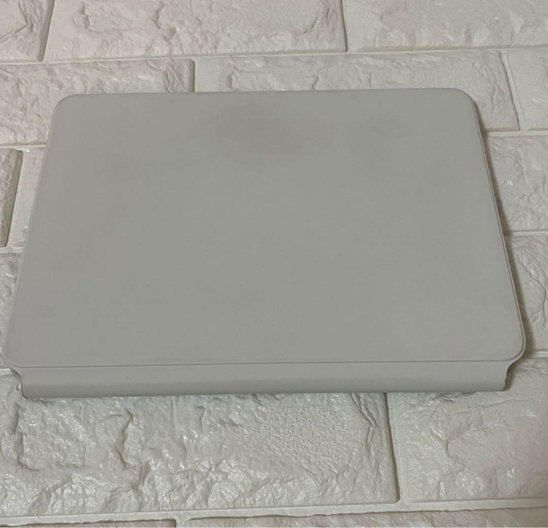 Magic Keyboard iPad Pro 11インチ 純正品　ホワイト