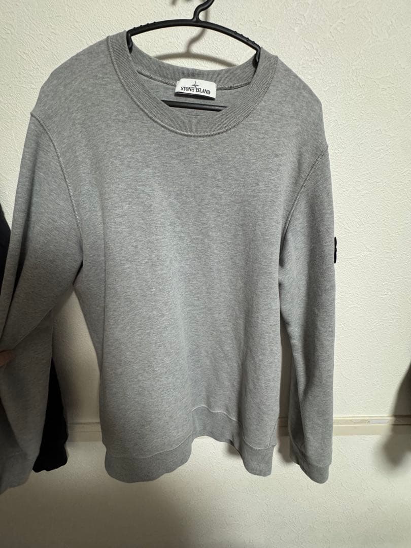 STONE  グレー トレーナー