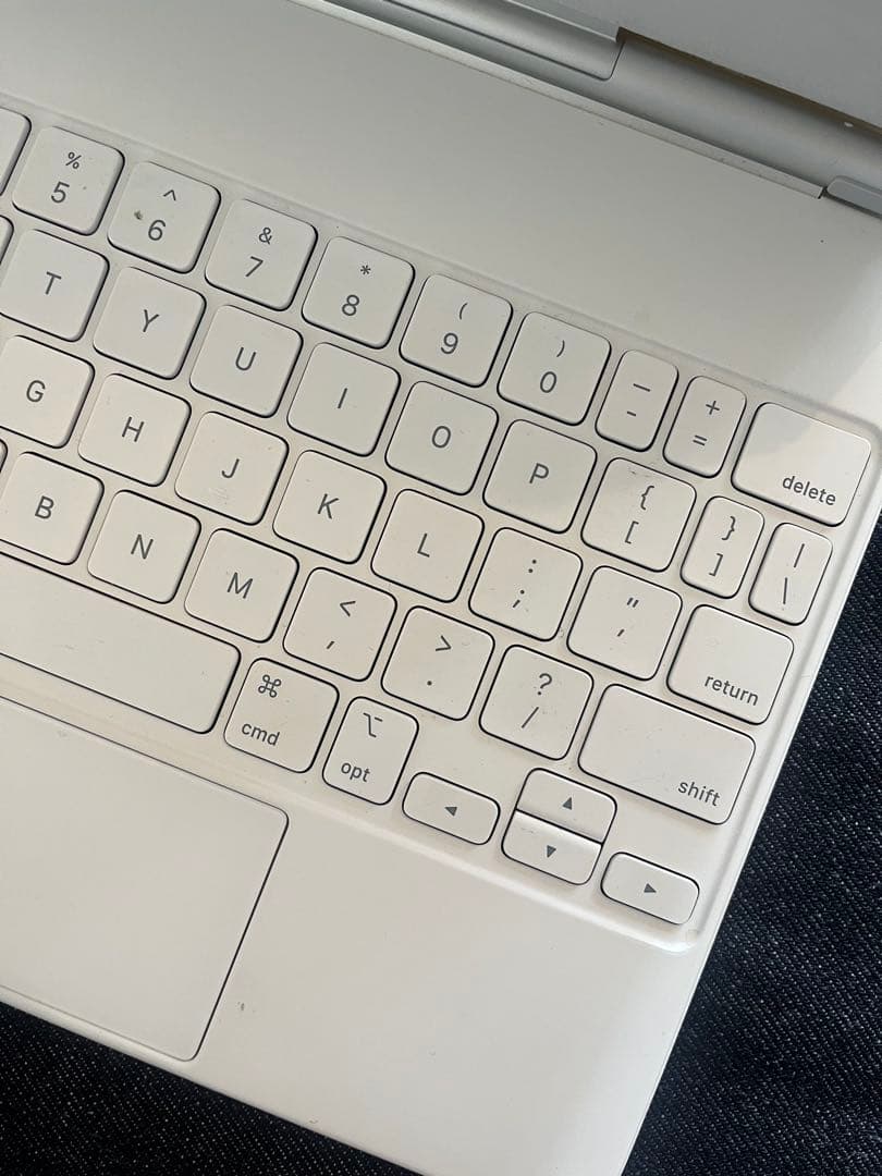 【純正】iPad Magic Keyboard 11インチ ホワイト英語版