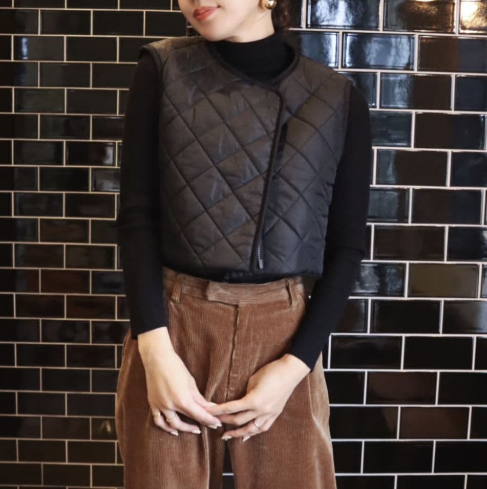 epa エパ　リバーシブルショートベスト　ブラック