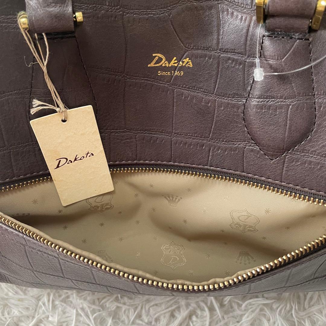 Dakota ボストンバッグ　レザー　ブラウン　A4入ります。