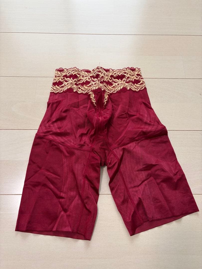 マルコ　カーヴィシャス　ロングガードル2枚セット