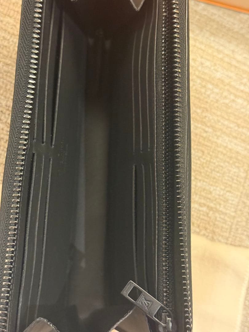 LOUIS VUITTON アエログラム ドラゴンヌ ジッピーウォレット