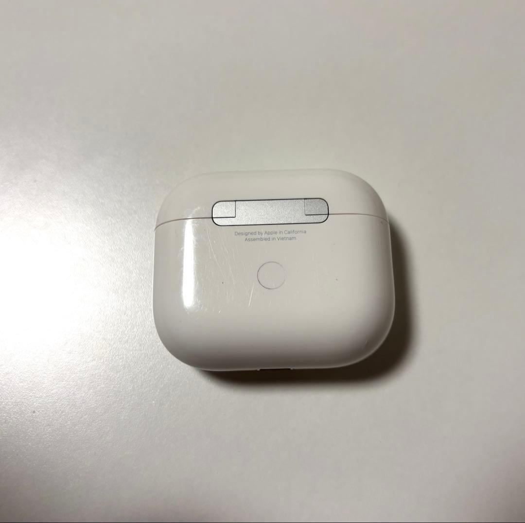 Apple AirPods3 本体 ホワイト 箱　充電ケース付き
