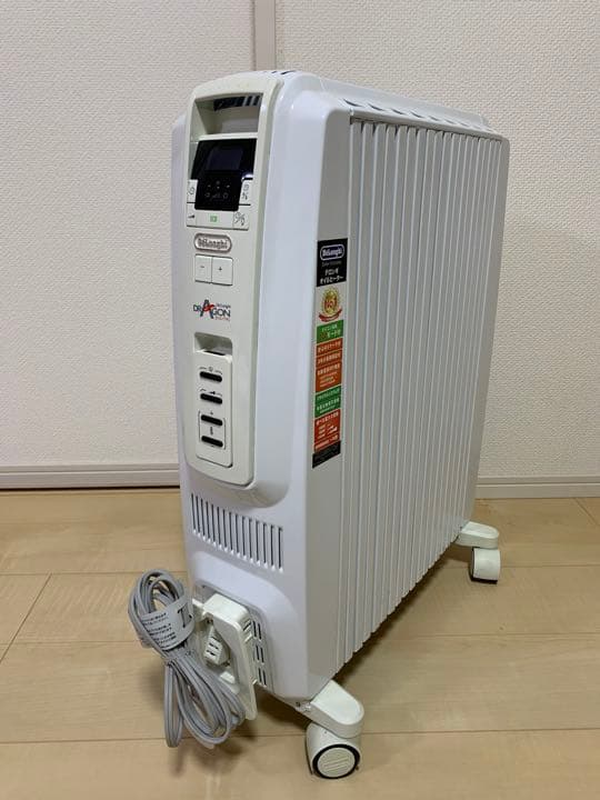 美品 デロンギ DeLonghi オイルヒーター TDD0915W カバー付