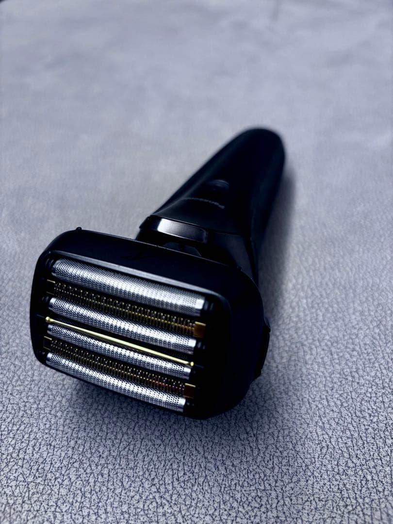 美品 Panasonic 電気シェーバー ES-CLS5A ラムダッシュ　6枚刃