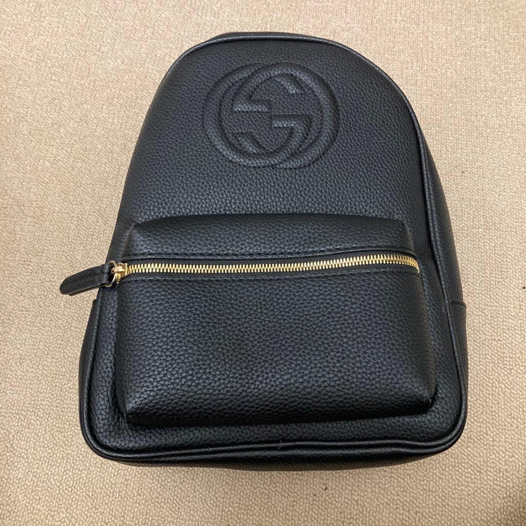 出*う様 Gucci ブラックレザー リュック