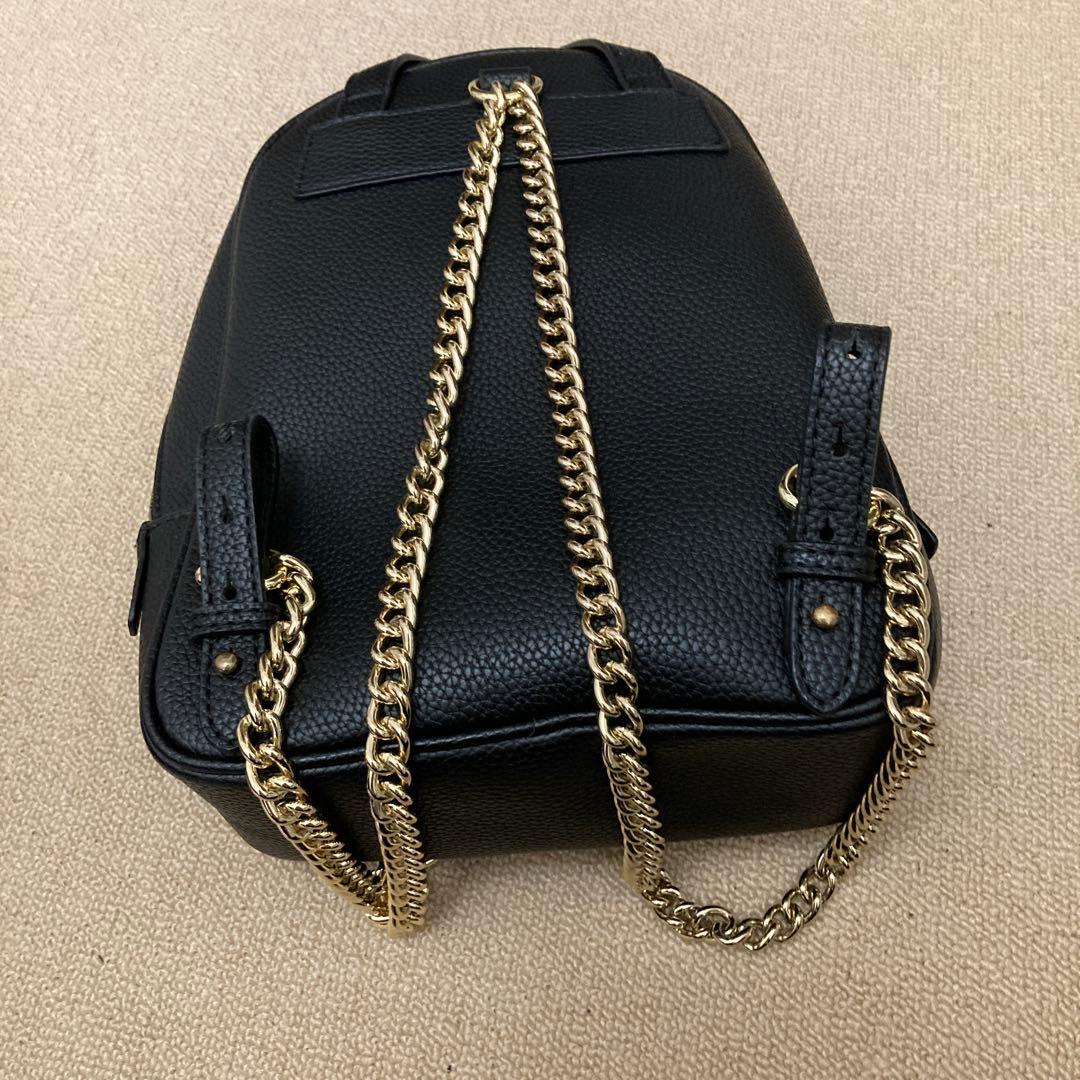 出*う様 Gucci ブラックレザー リュック