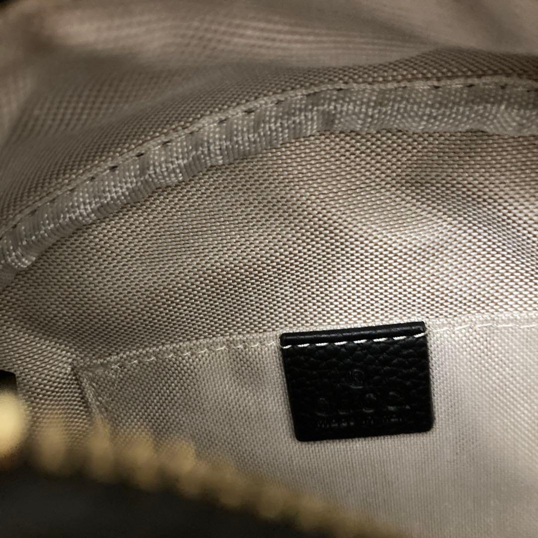 出*う様 Gucci ブラックレザー リュック