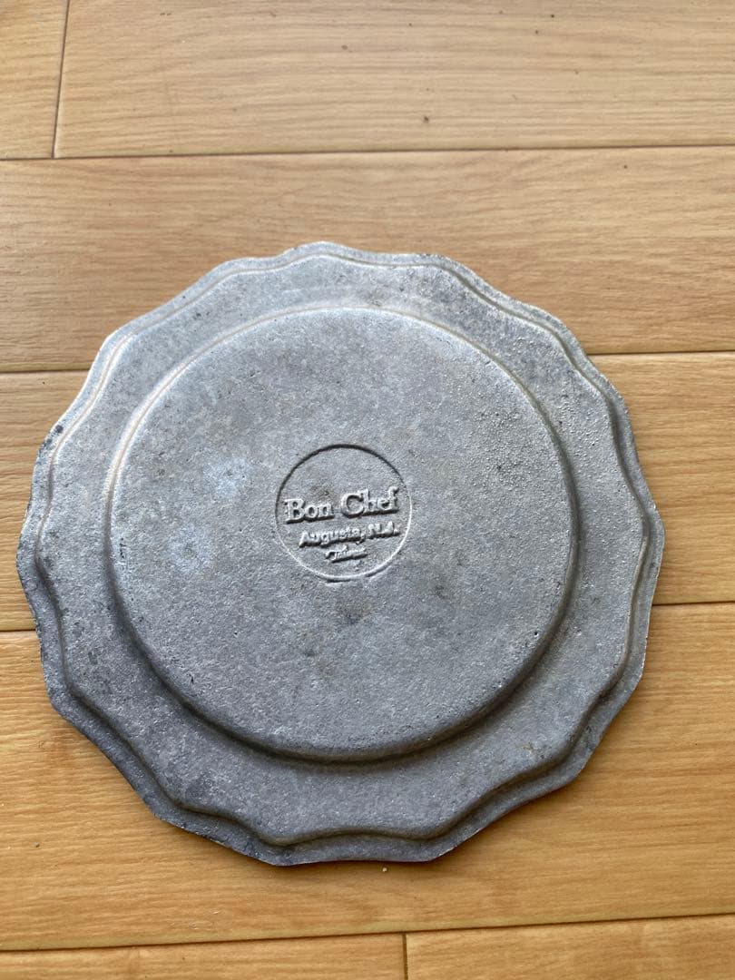 Bon Chef ピューター皿　花リム　1
