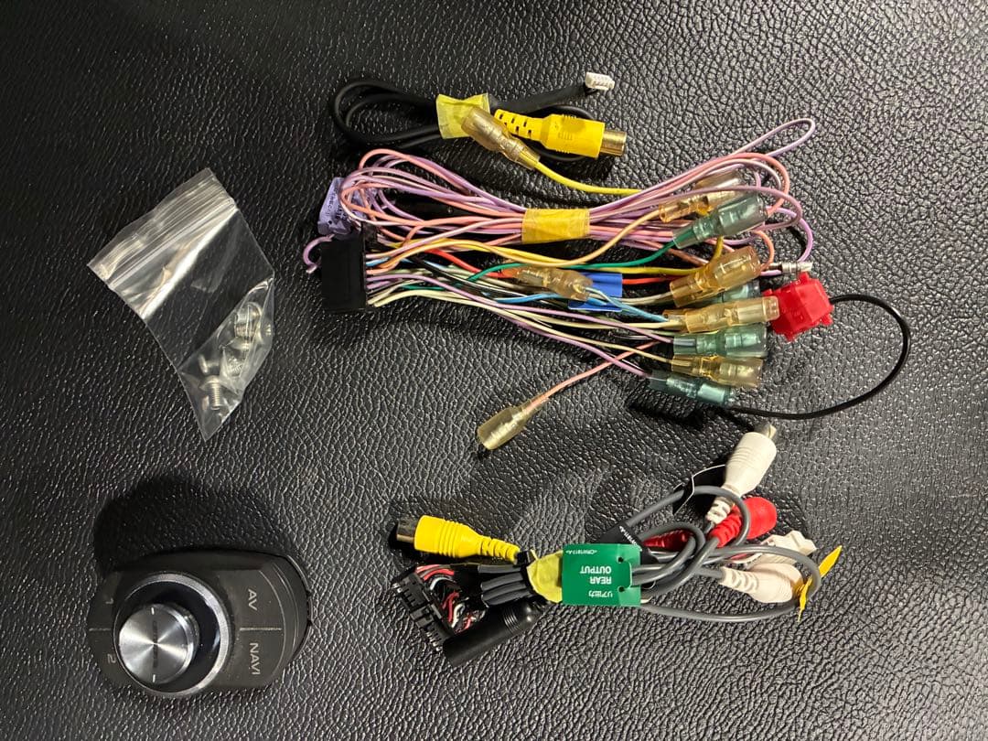 Pioneer AVIC-CL902 画面割れ