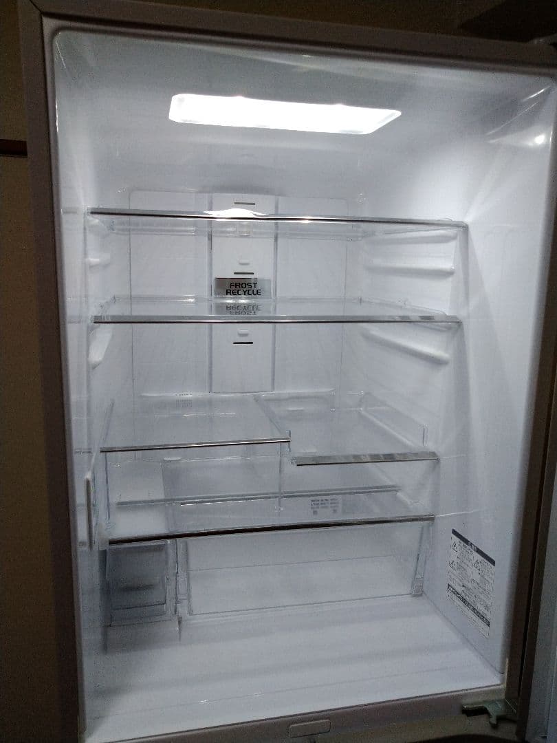 日立ノンフロン冷凍冷蔵庫　2022年製