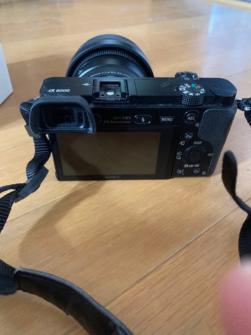 SONY α6000 SIGMA 30mm F1.4 DC DN レンズ付き