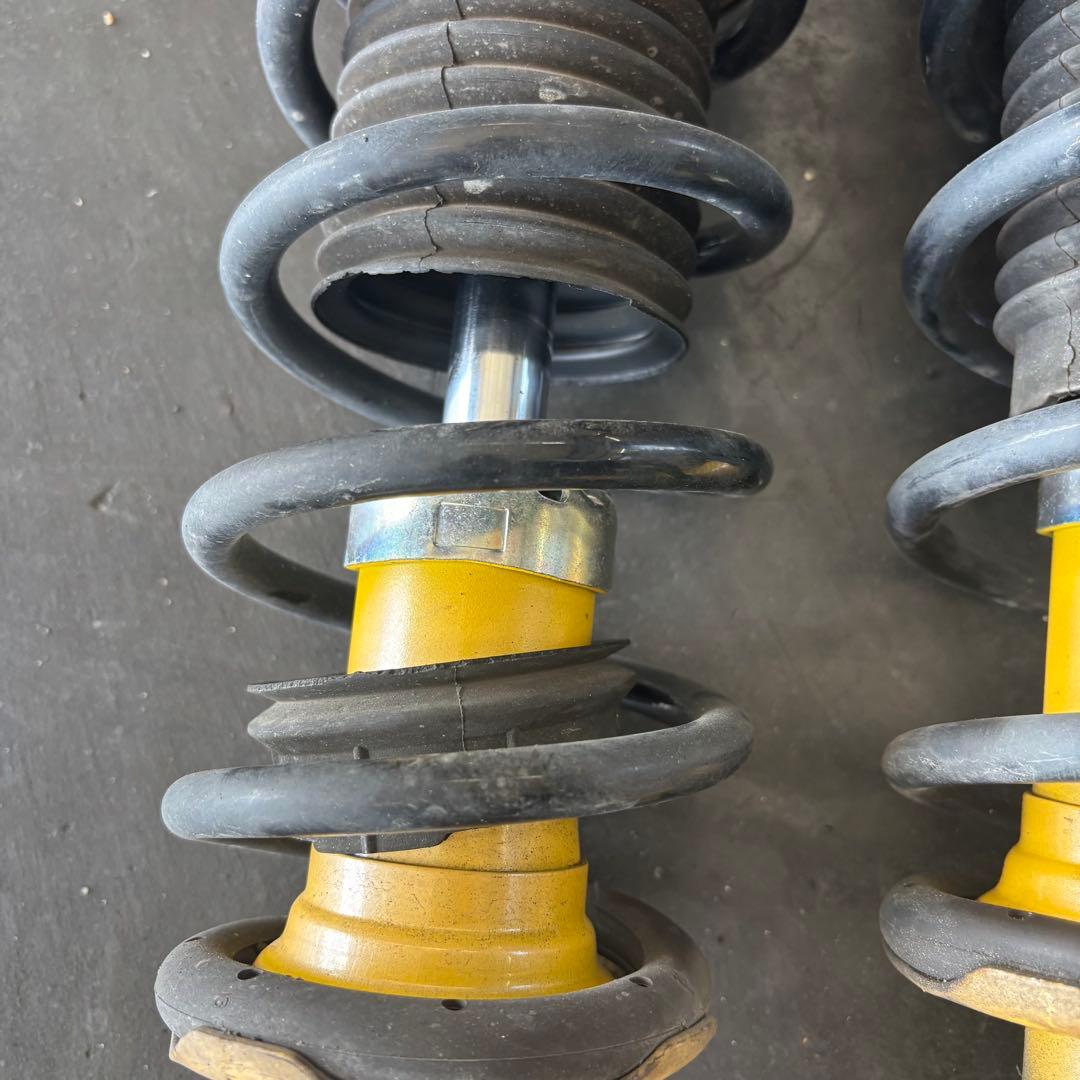 KYBカヤバ.ショックアブソーバー。RSR.Ti2000 ルーミー　タンク