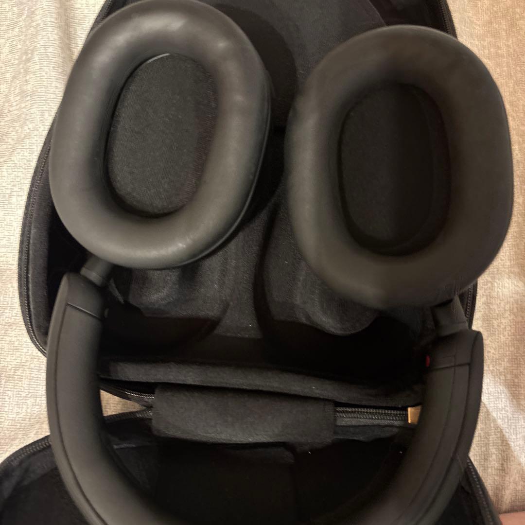 かめSony WH-1000XM5ワイヤレスヘッドホン ブラック　ソニー