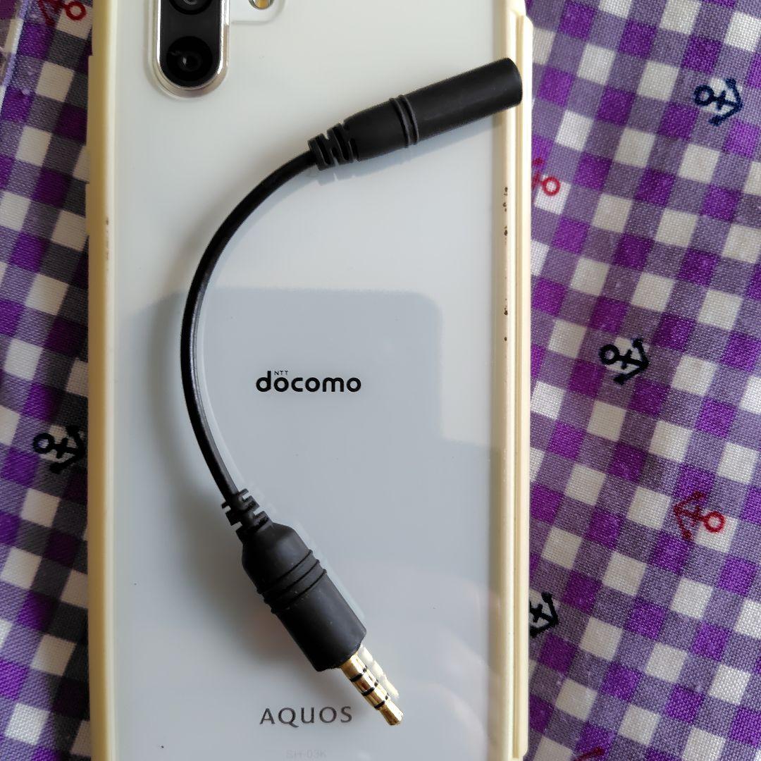 TVが視れるスマホ　ＡＯＵＯＳ　ＳＨ−０３Ｋ　Ａndroid