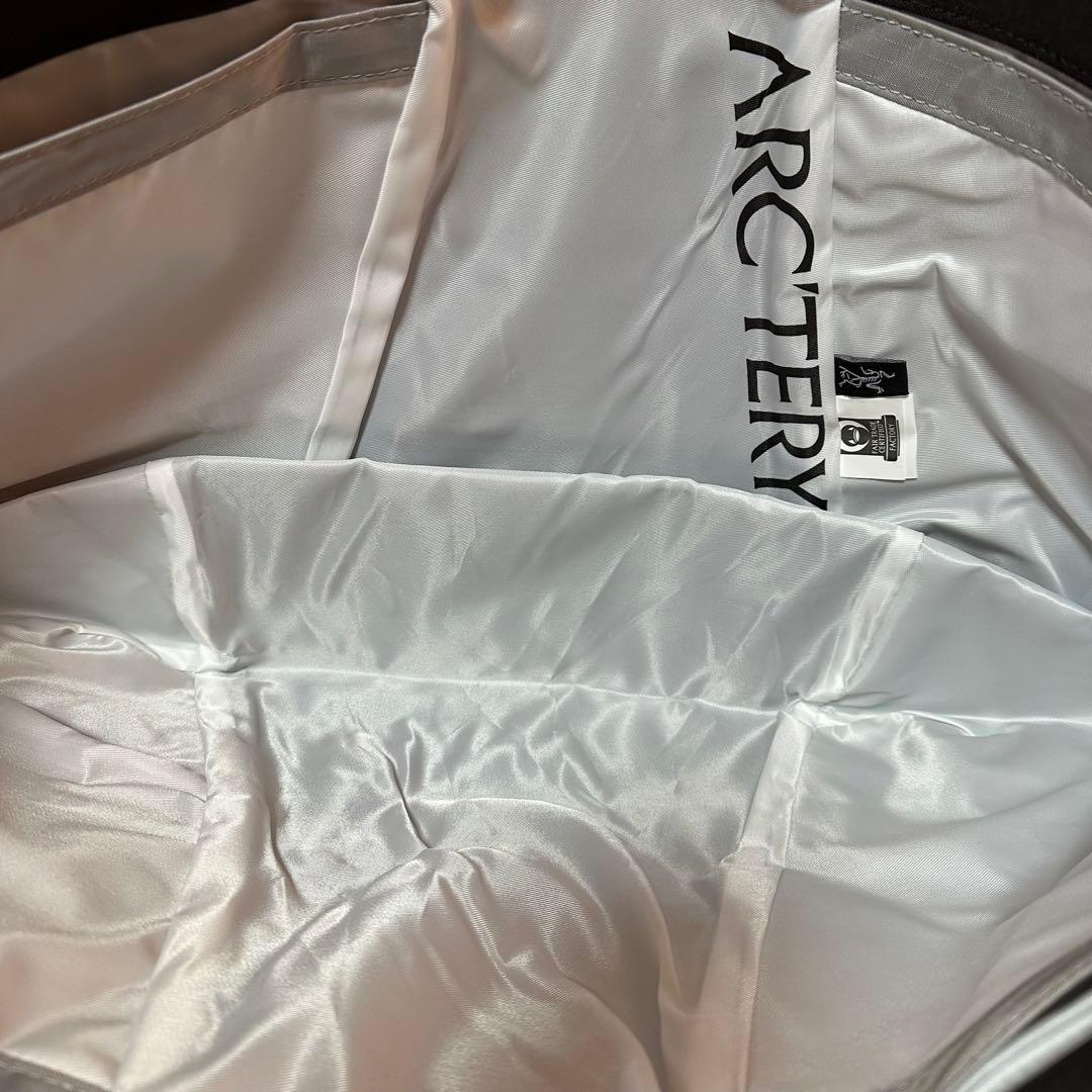 ARC'TERYX アークテリクス トートバッグ　ブラック