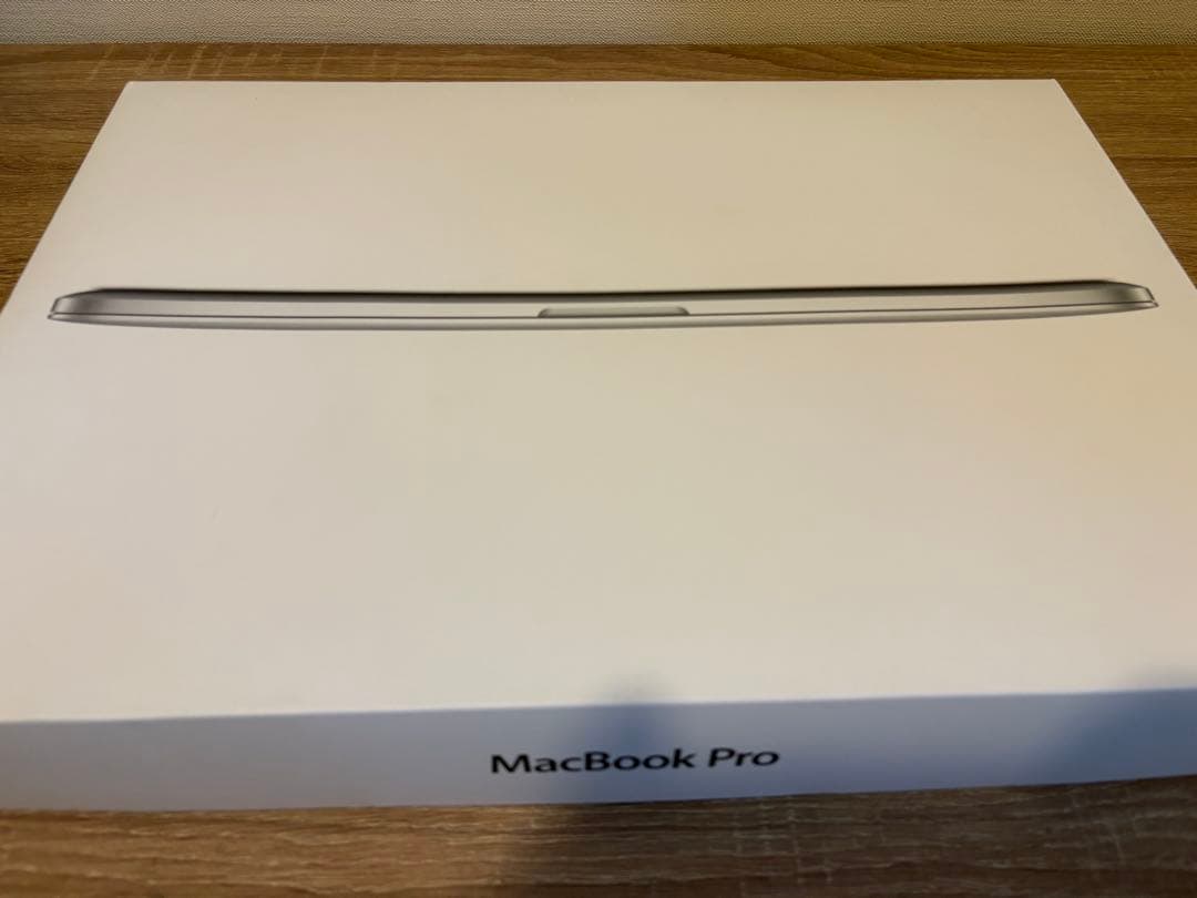 Macbook pro 15インチ i7 16GB 512GB