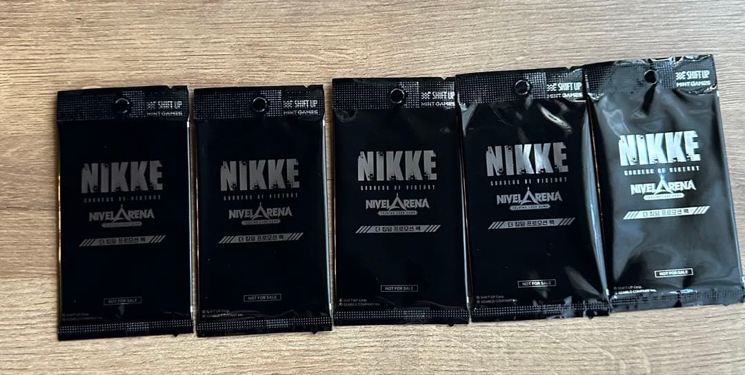 【新品】勝利の女神 NIKKE NIVEL ARENA プロモ パック 65枚