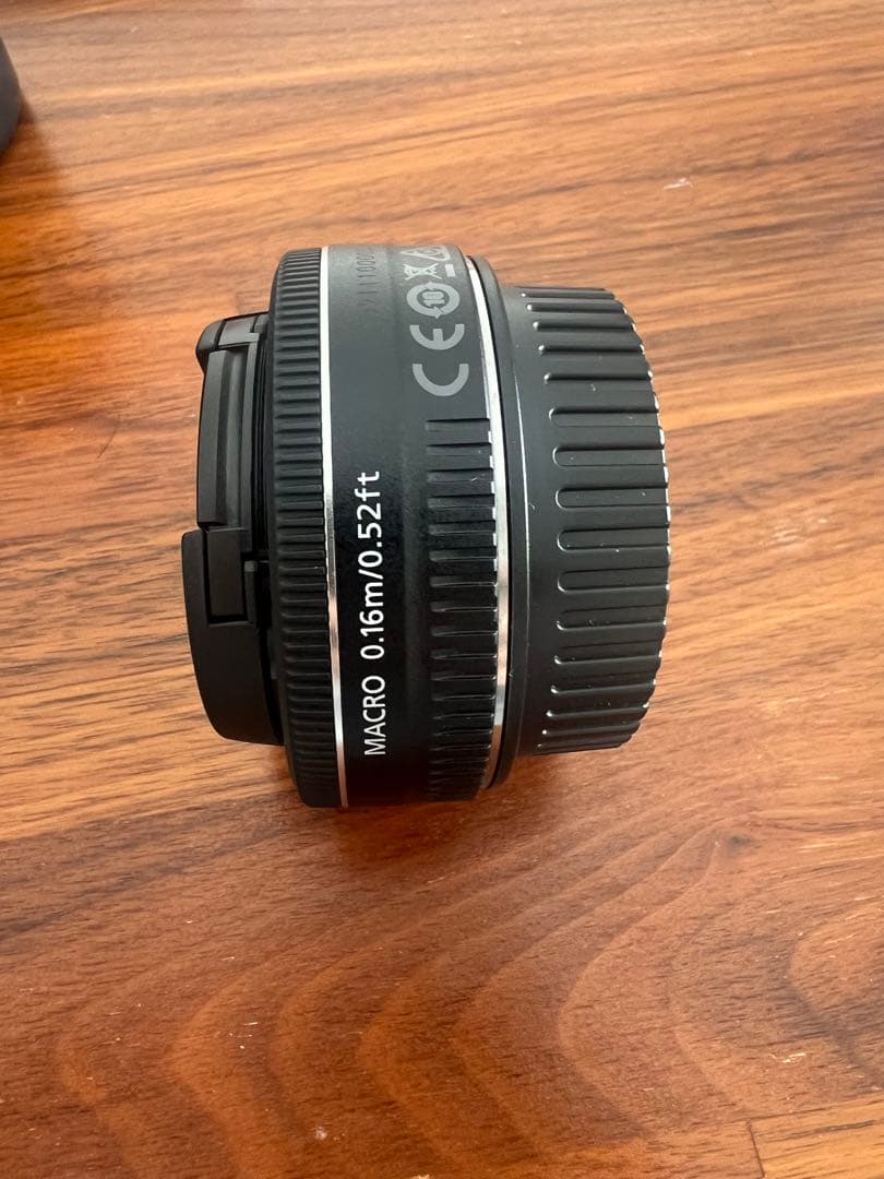 Canon EFS 24mm f/2.8 STM パンケーキレンズ