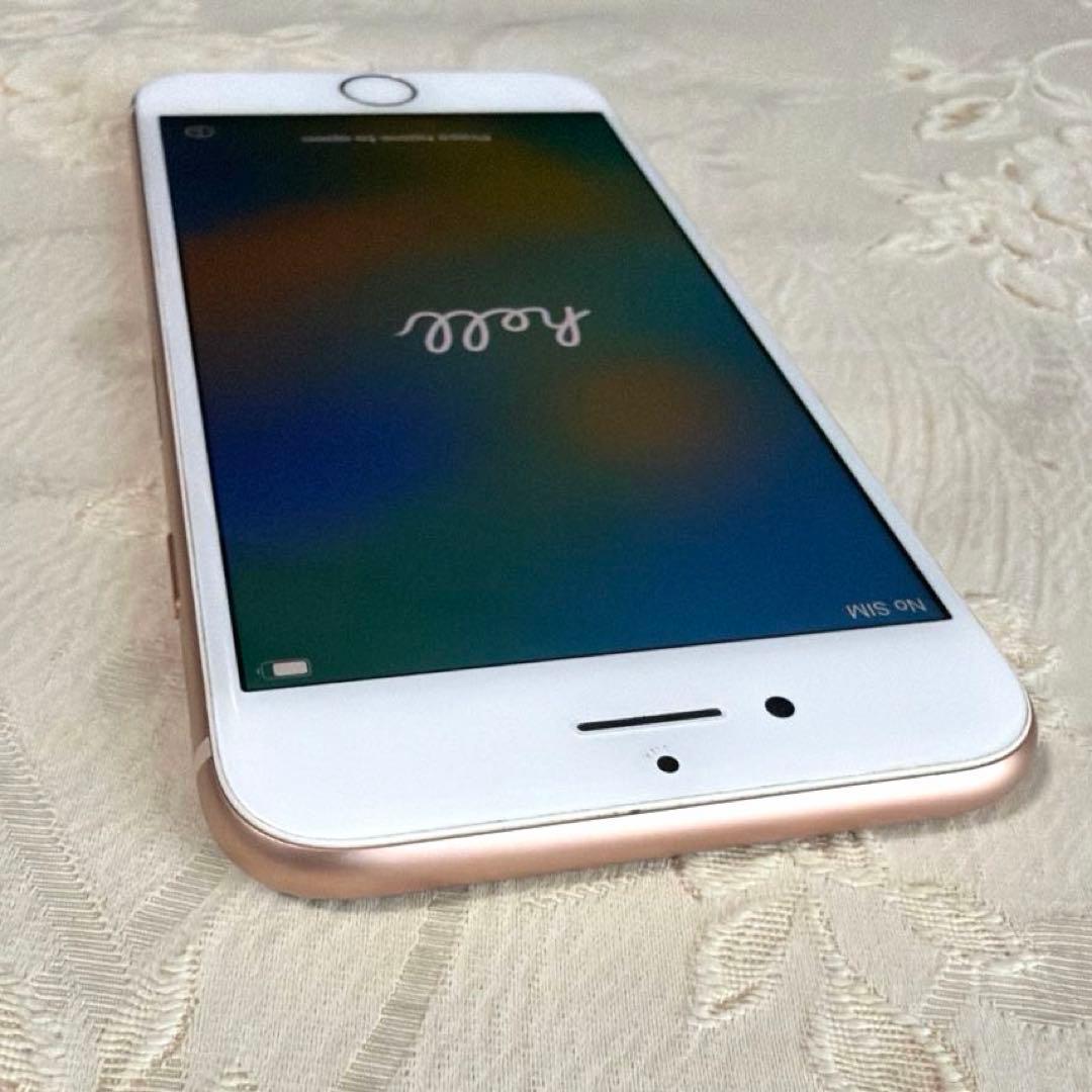 【あいこ】Apple iPhone8ゴールド 64GB 本体 美品 箱あり