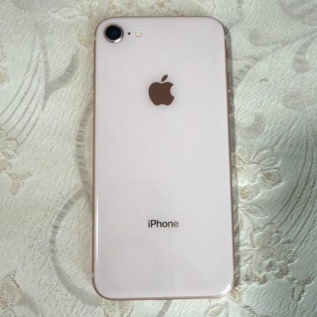 【あいこ】Apple iPhone8ゴールド 64GB 本体 美品 箱あり
