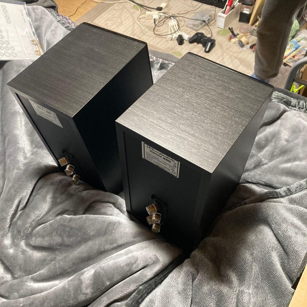 Wharfedale Diamond 220 スピーカー