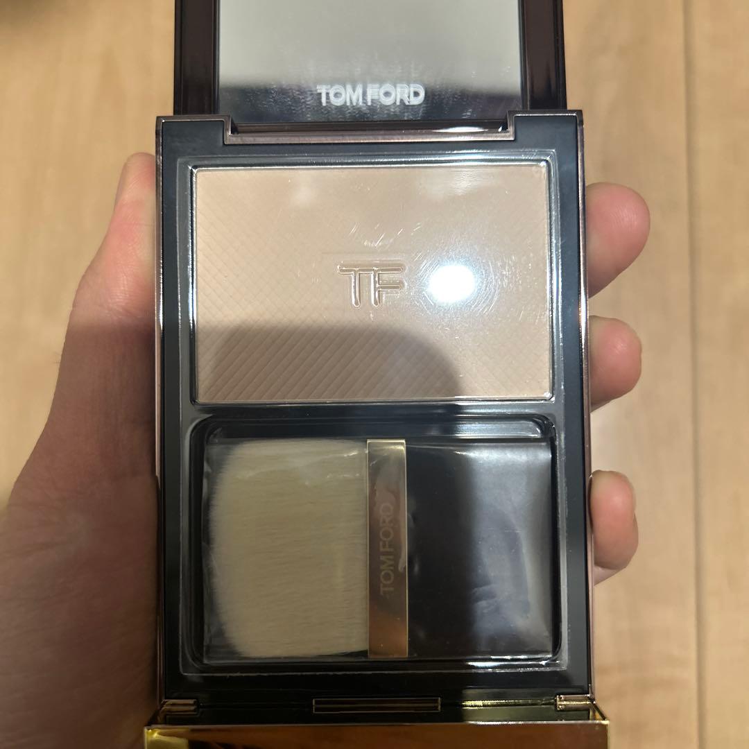TOM FORD BEAUTY アーキテクチャーソフトマットブラーリングパウダー