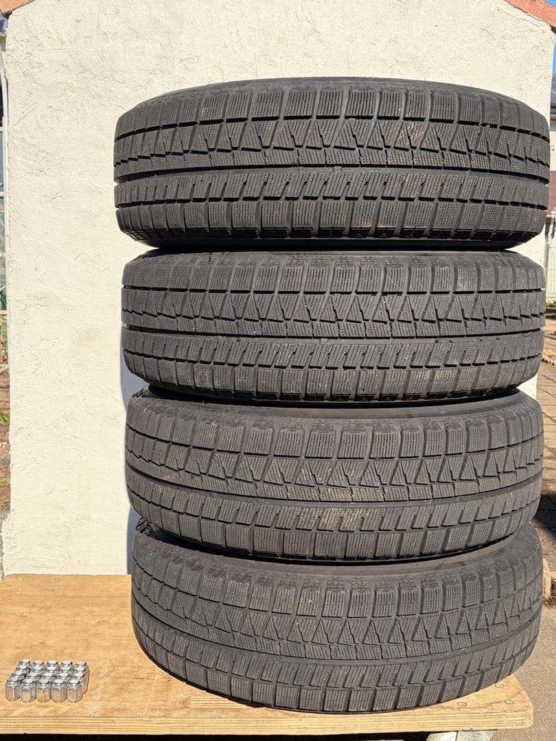 アルファードに使用スタッドレスタイヤセット