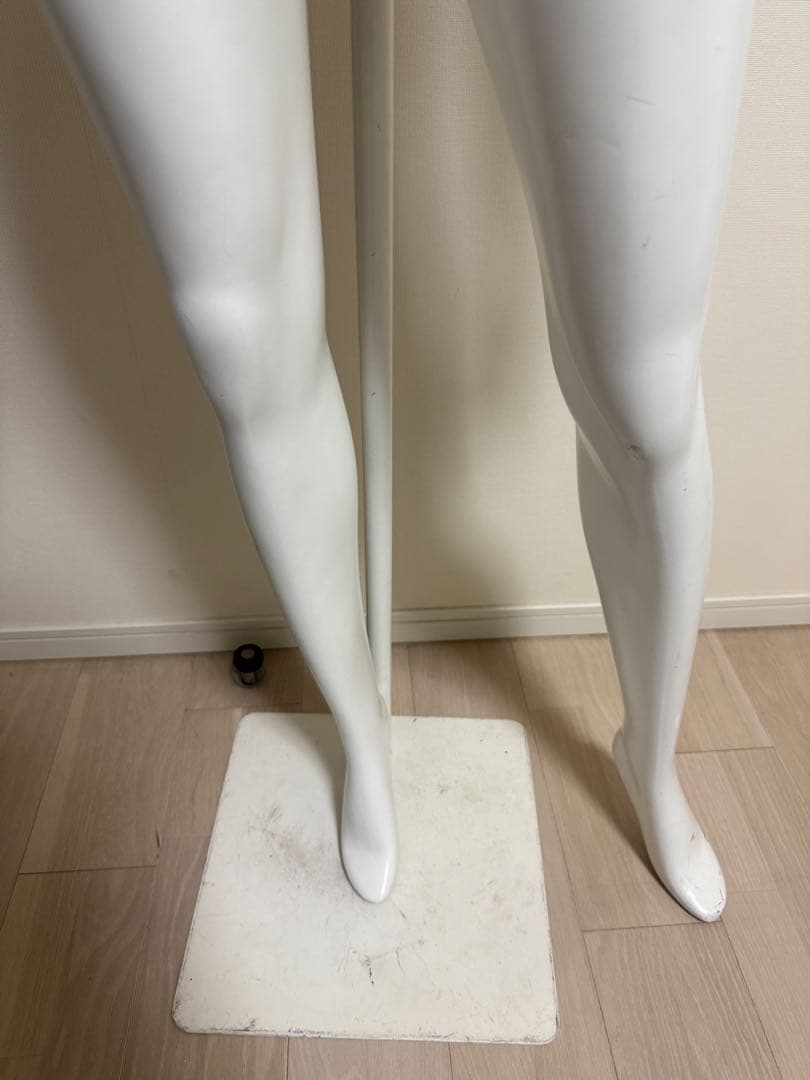 女性　全身トルソー　マネキン　白　高さ調整可能　ディスプレイ　店舗用品　ビジネス