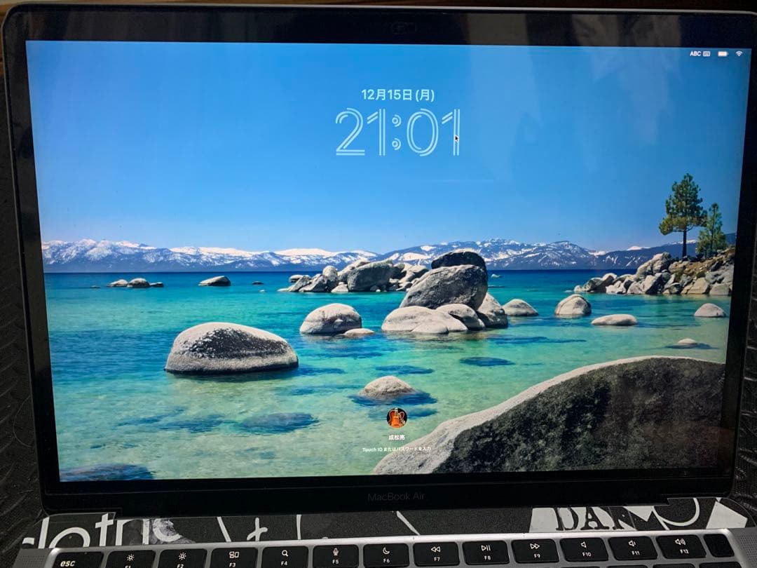 MacBook Air M1 256Gb スキンシールあり