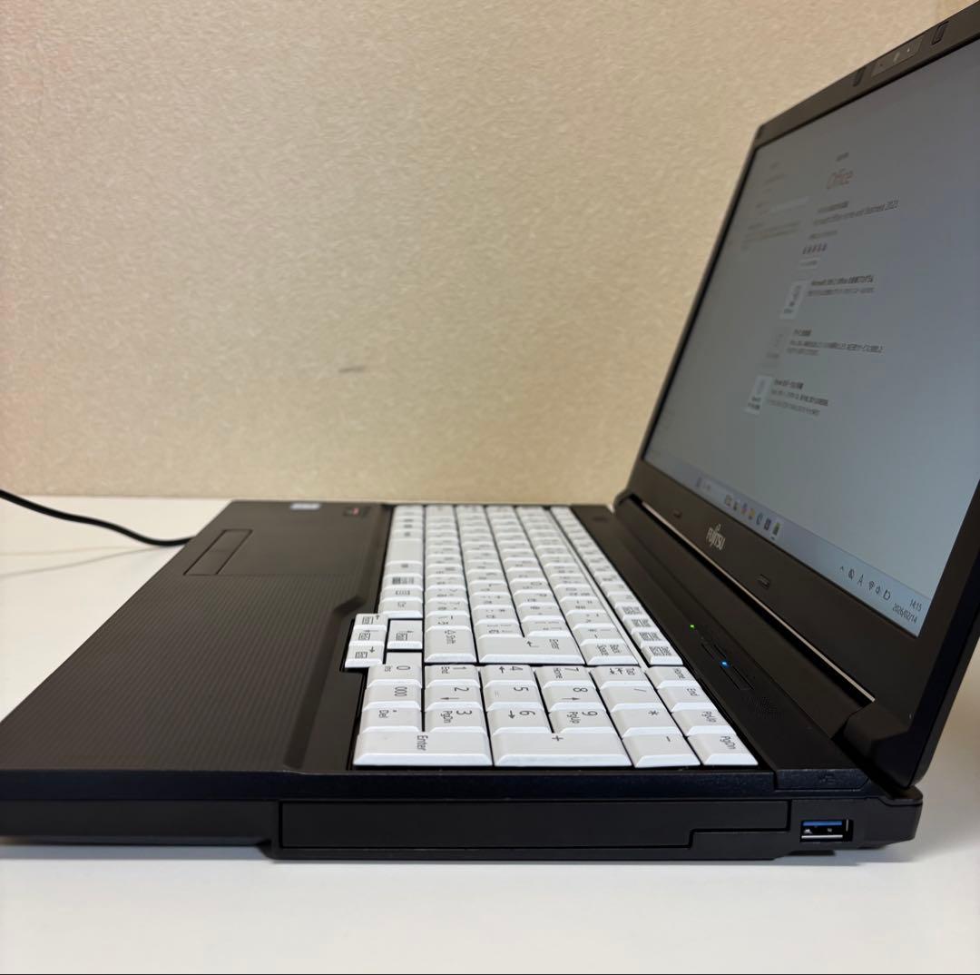 Fujitsu ノートPC LIFEBOOK【Office2021】
