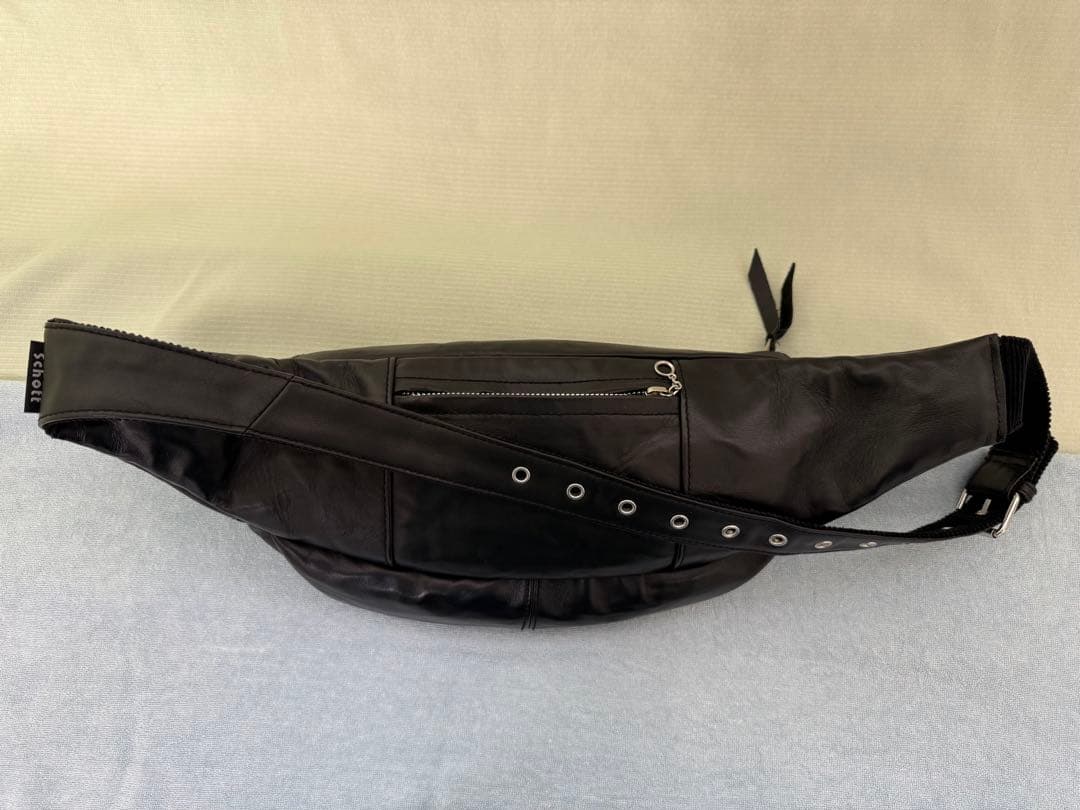 schott ショット パテッドレザーボディバッグウエストバッグ黒　美品