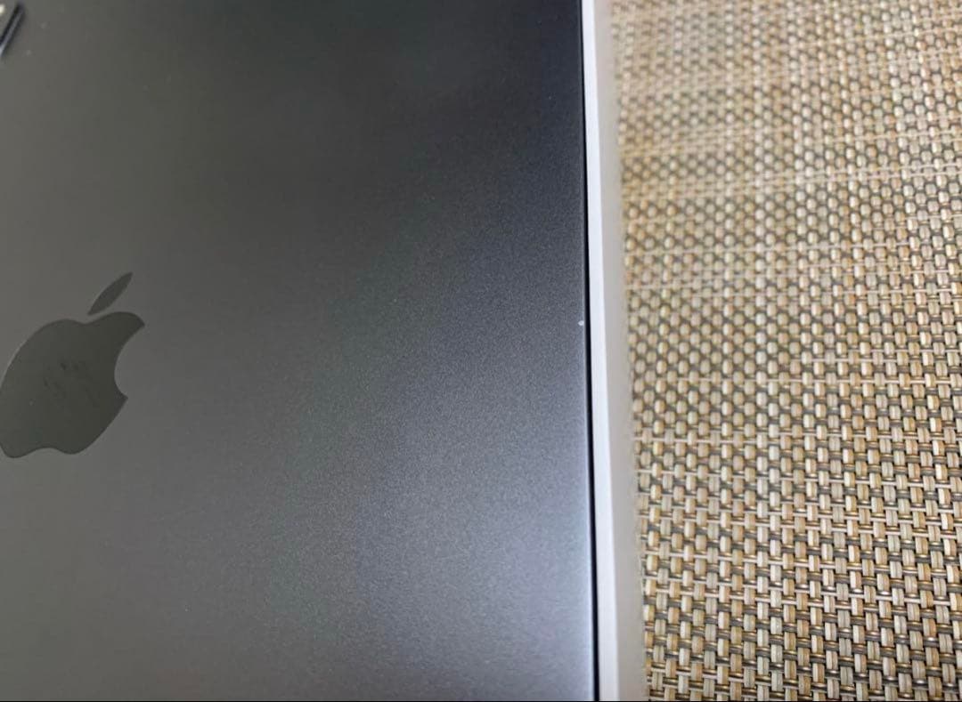 本日限り大特価！iPad pro 11 第2世代　256GB セルラー白ロム