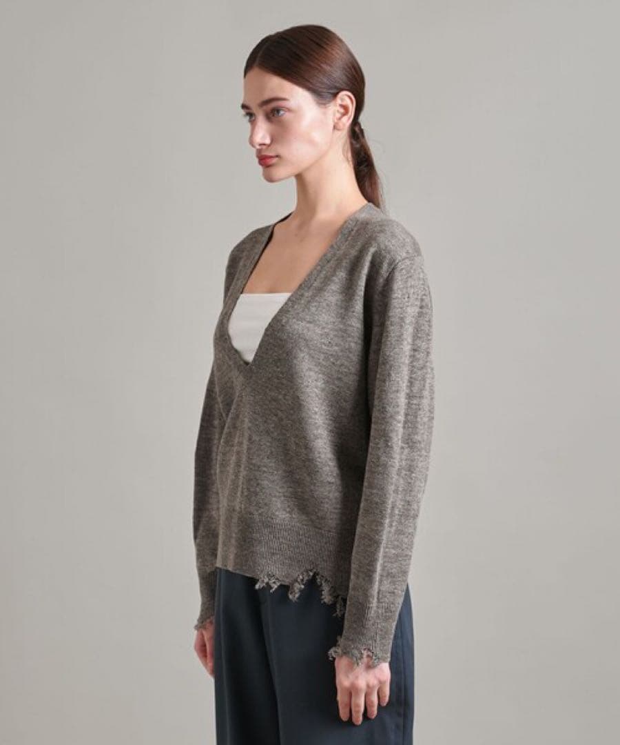 <LOEFF> ダメージVネックニットプルオーバー