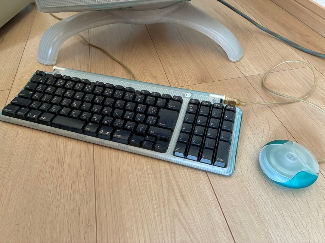 Apple Power Macintosh G3 クリアブルー