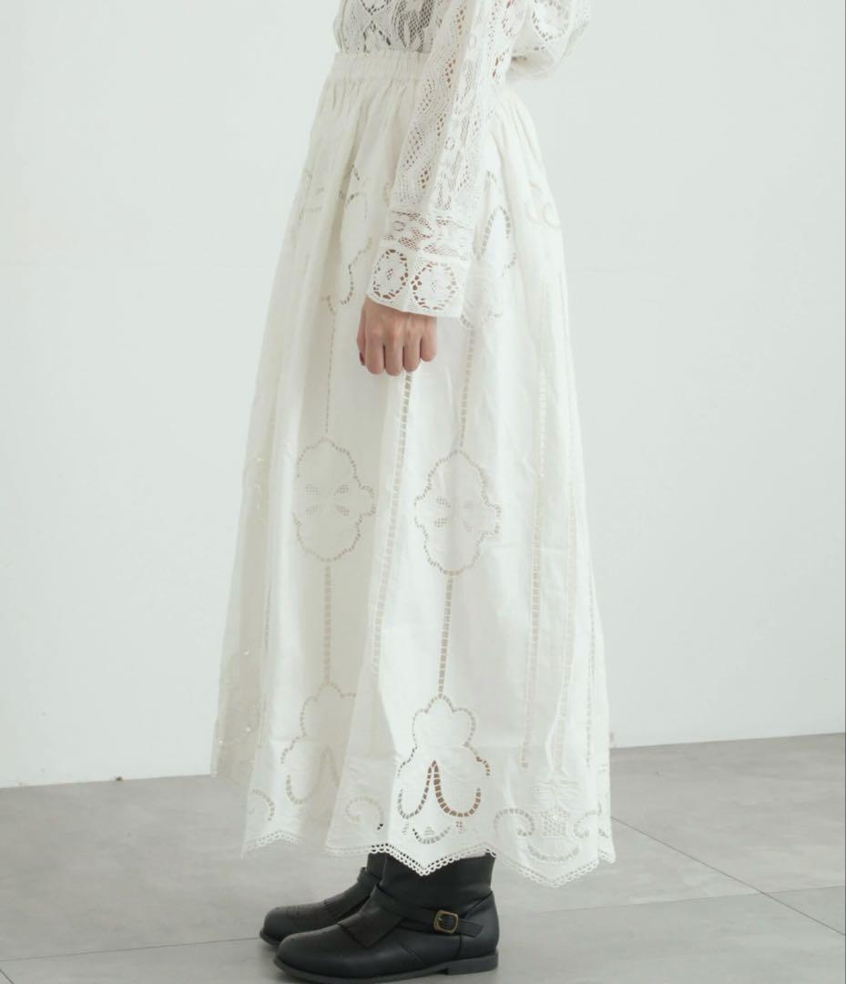 TSUHARU by samansamos2カットワーク刺繍裾スカラップスカート