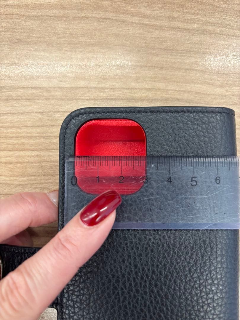 【新品未使用】　Christian Louboutin 手帳型ケース 黒