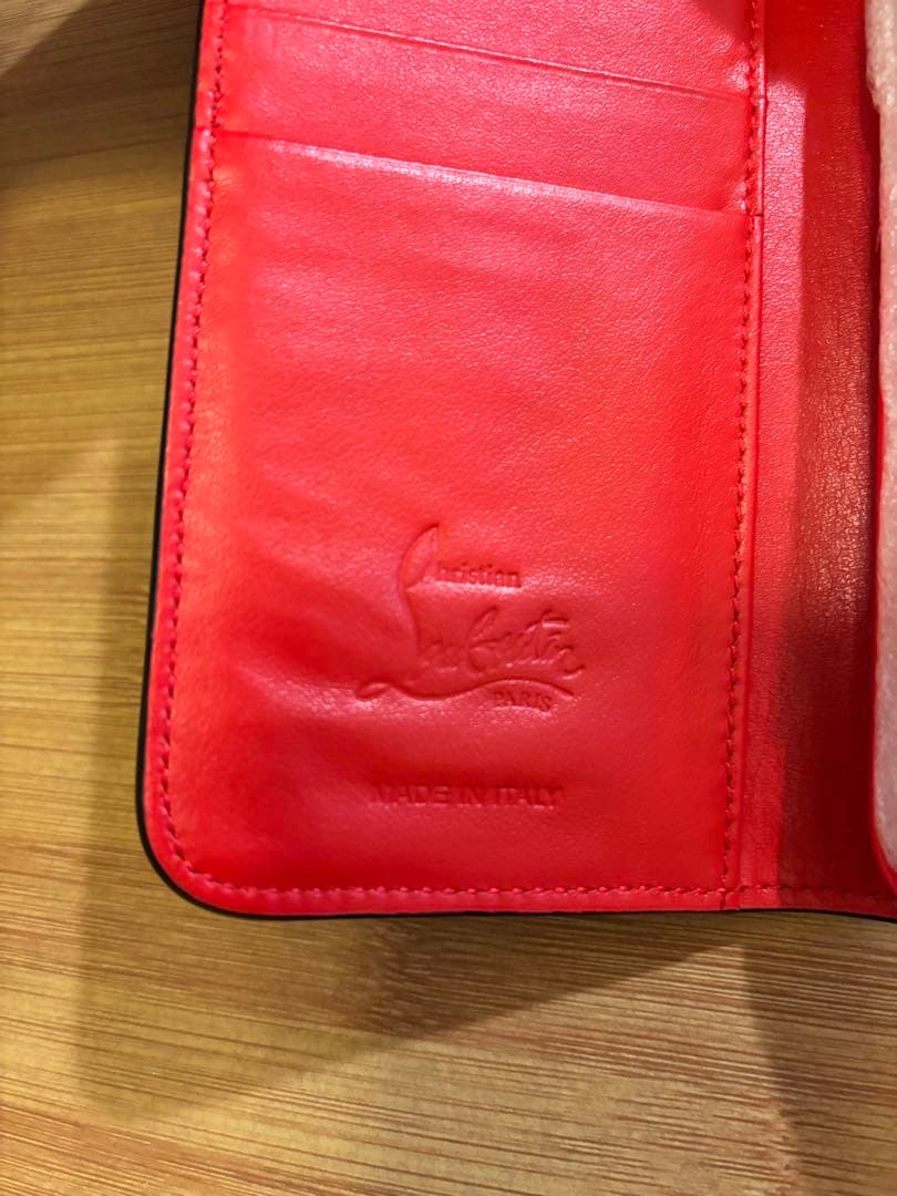 【新品未使用】　Christian Louboutin 手帳型ケース 黒