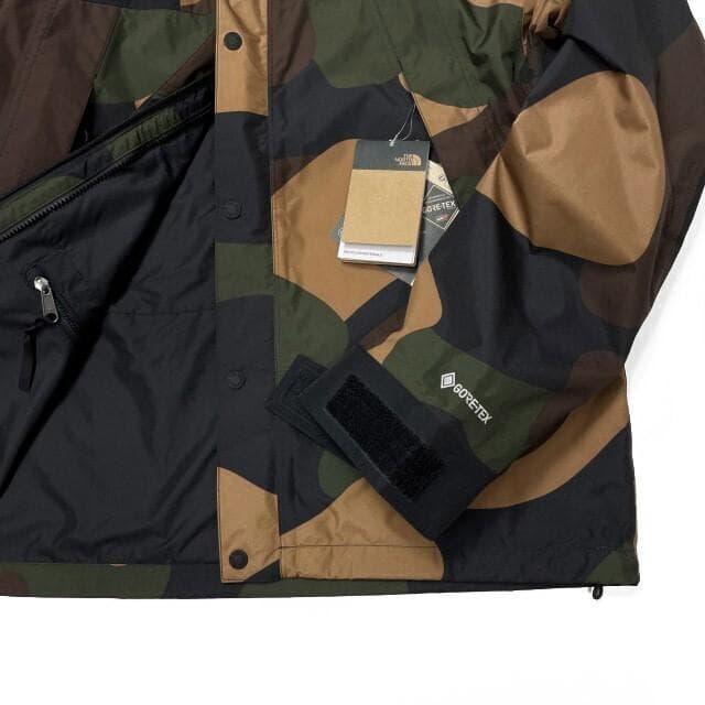 ノースフェイス マウンテンジャケット US限定(M)黒 迷彩 180915