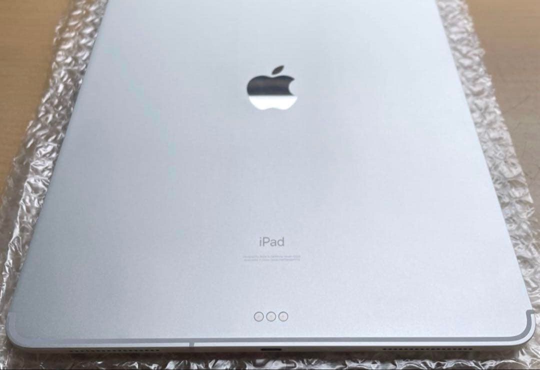 iPad Pro 12.9 第4世代 シルバー　128GB A2232 美品