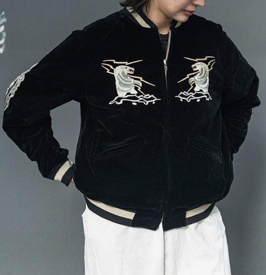 アラスカ　スカジャン　スーベニアジャケット　白熊　鹿　刺繍　　リバーシブル　L