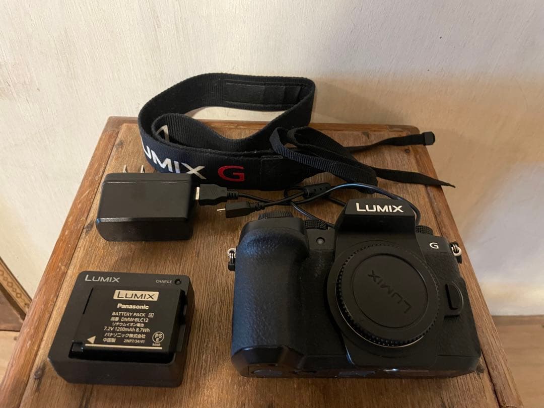 LUMIX G99 ミラーレス一眼　マイクロフォーサーズ