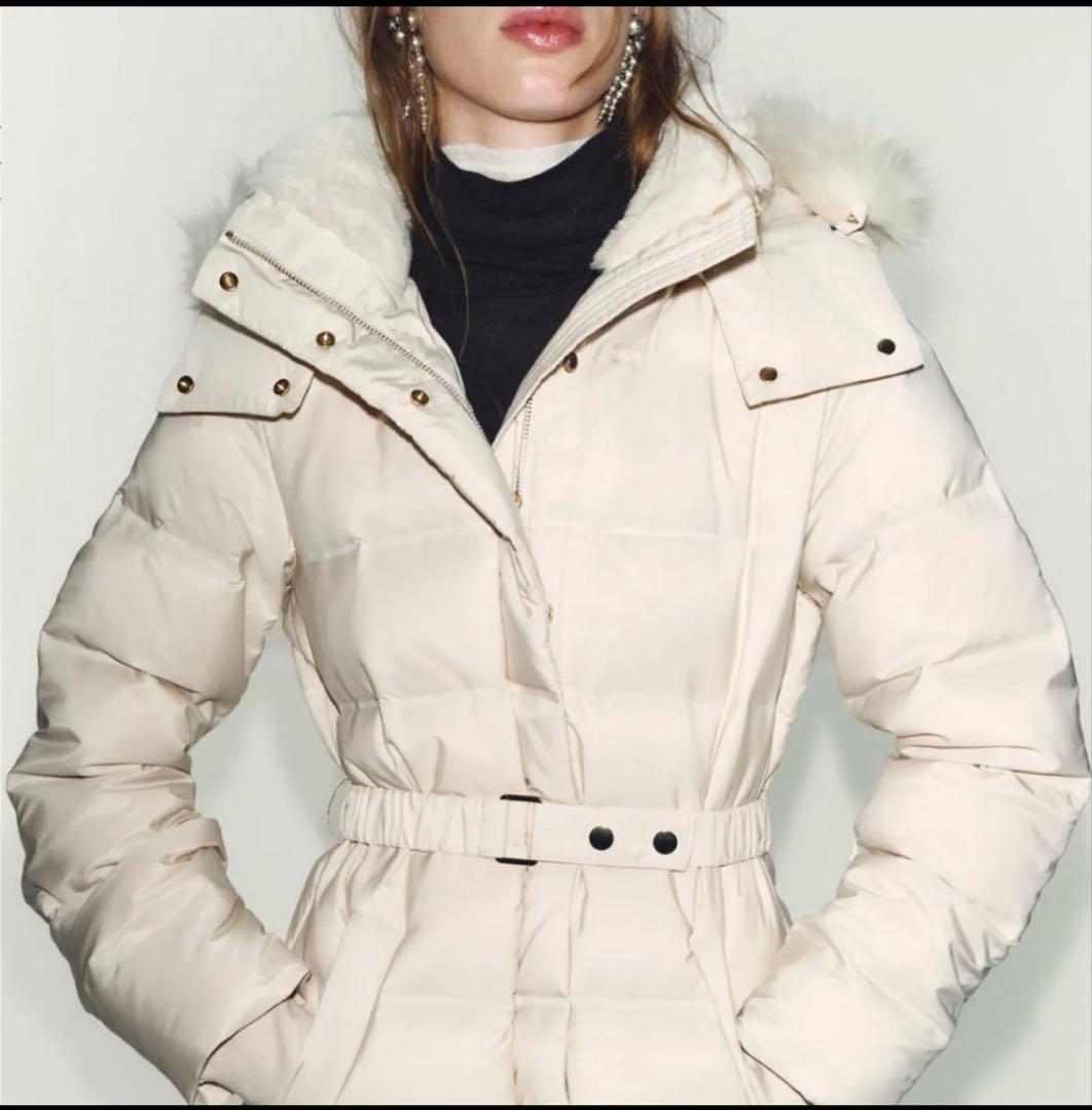 ZARAダウンコートフード付き