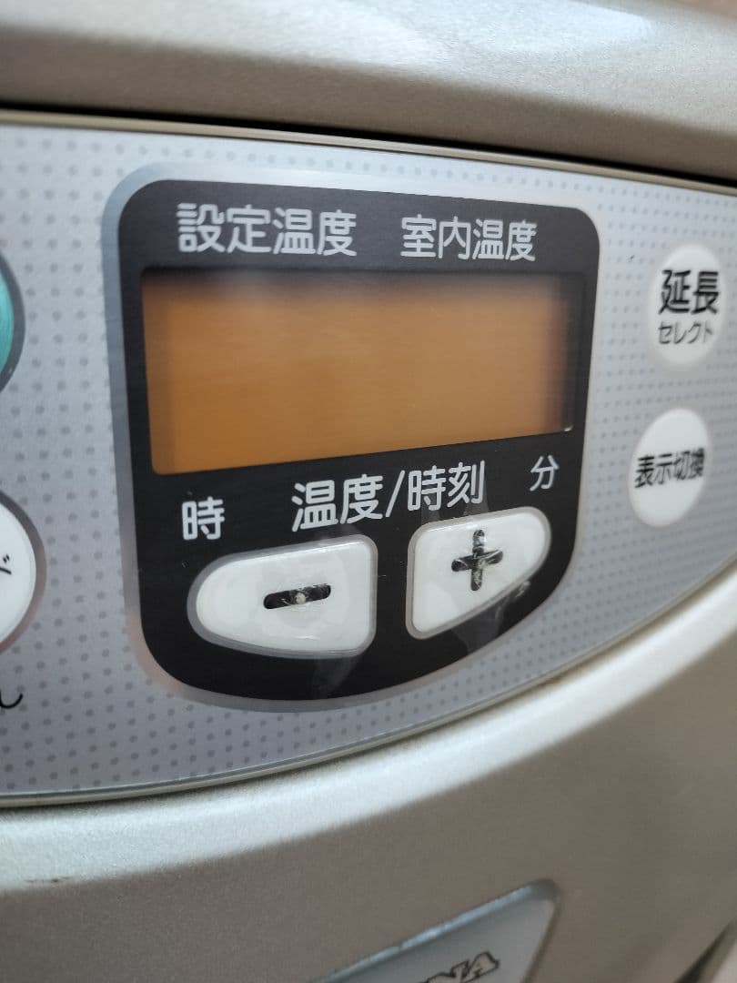 石油ファンヒーター コロナ FH-XW3211E8　新品未使用！送料込み！