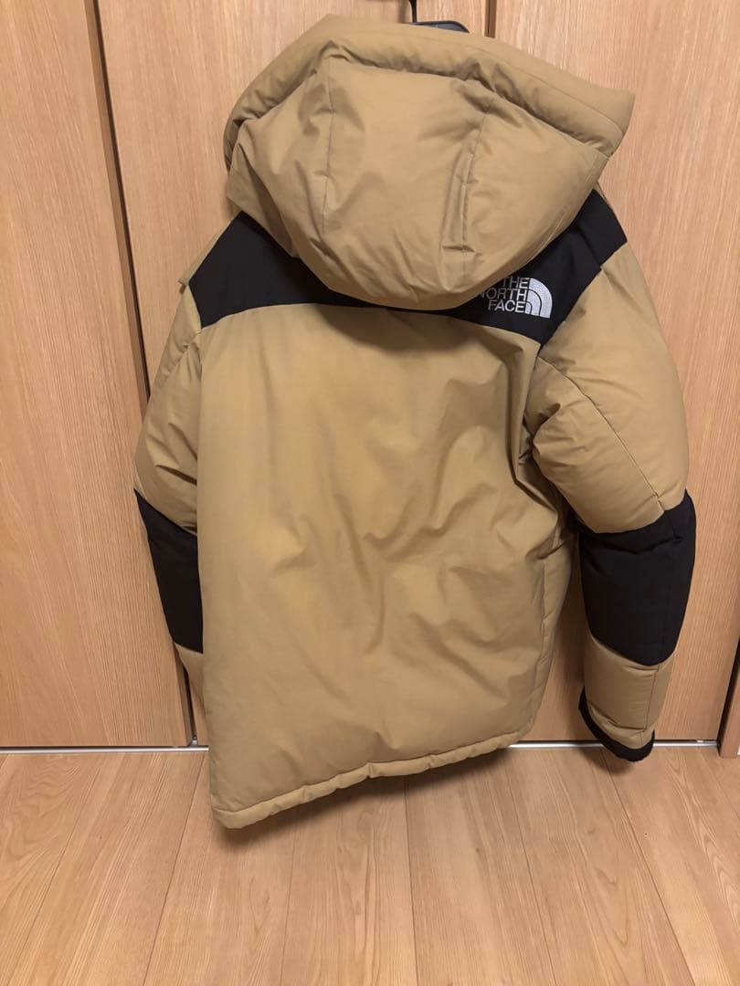 THE NORTH FACE バルトロライトジャケット　ケルプタン（ベージュ系）
