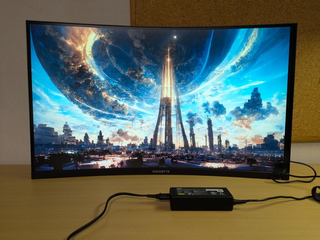 ギガバイト31.5型 WQHD 165Hz 1ms G32QC モニター 曲面