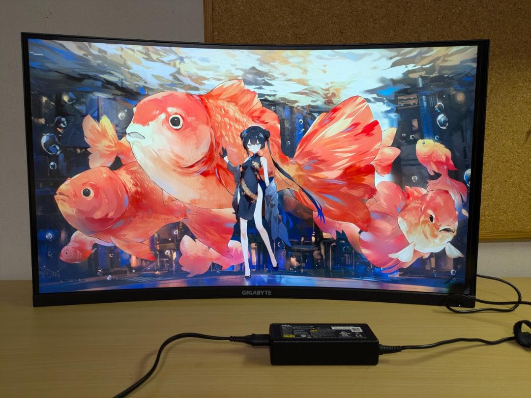 ギガバイト31.5型 WQHD 165Hz 1ms G32QC モニター 曲面