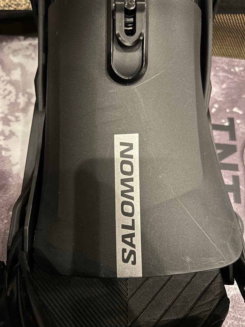 【美品】FNTCスノーボード　SALOMONビンディング付※2025年12月購入